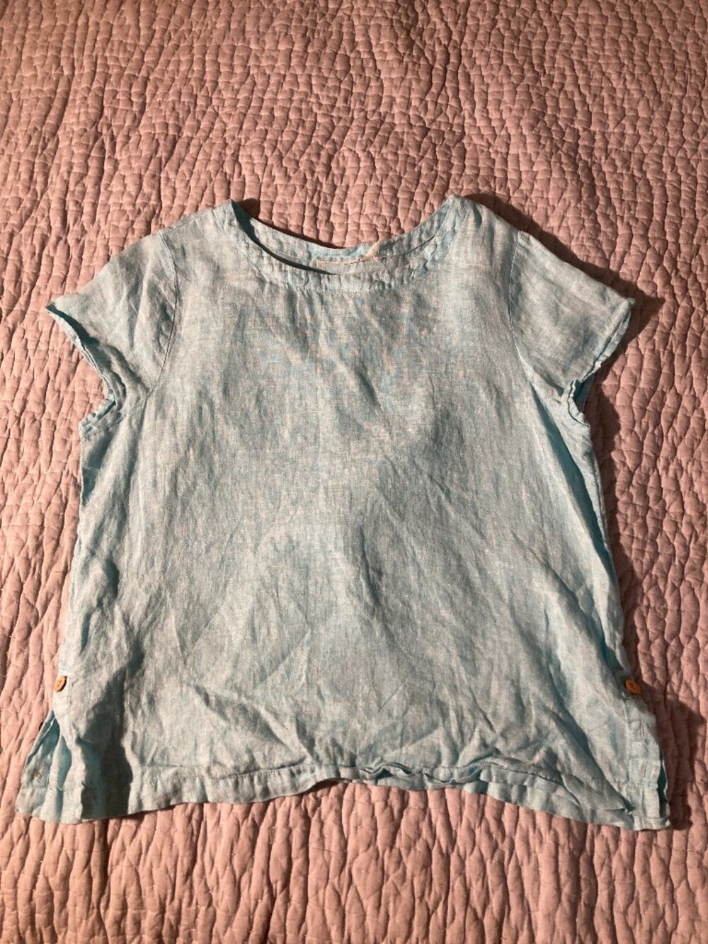 100% linen light blue blouse with button detail size L